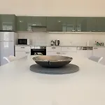 아파트 Vip Center