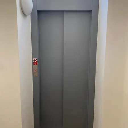 アパート Vip Center プラハ